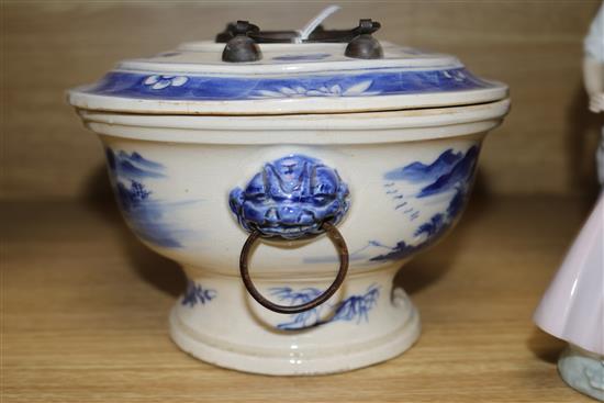 A Chinese blue and white vessel, burner and stand